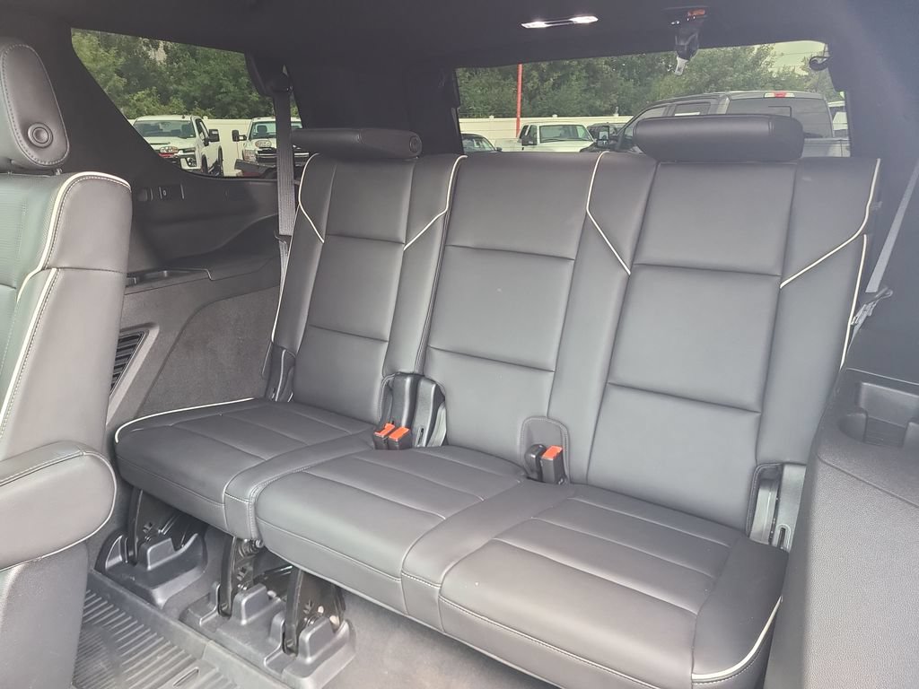 Used 2021 Cadillac Escalade Sport w/ LPO, Illumination Package AWD/4WD image 42