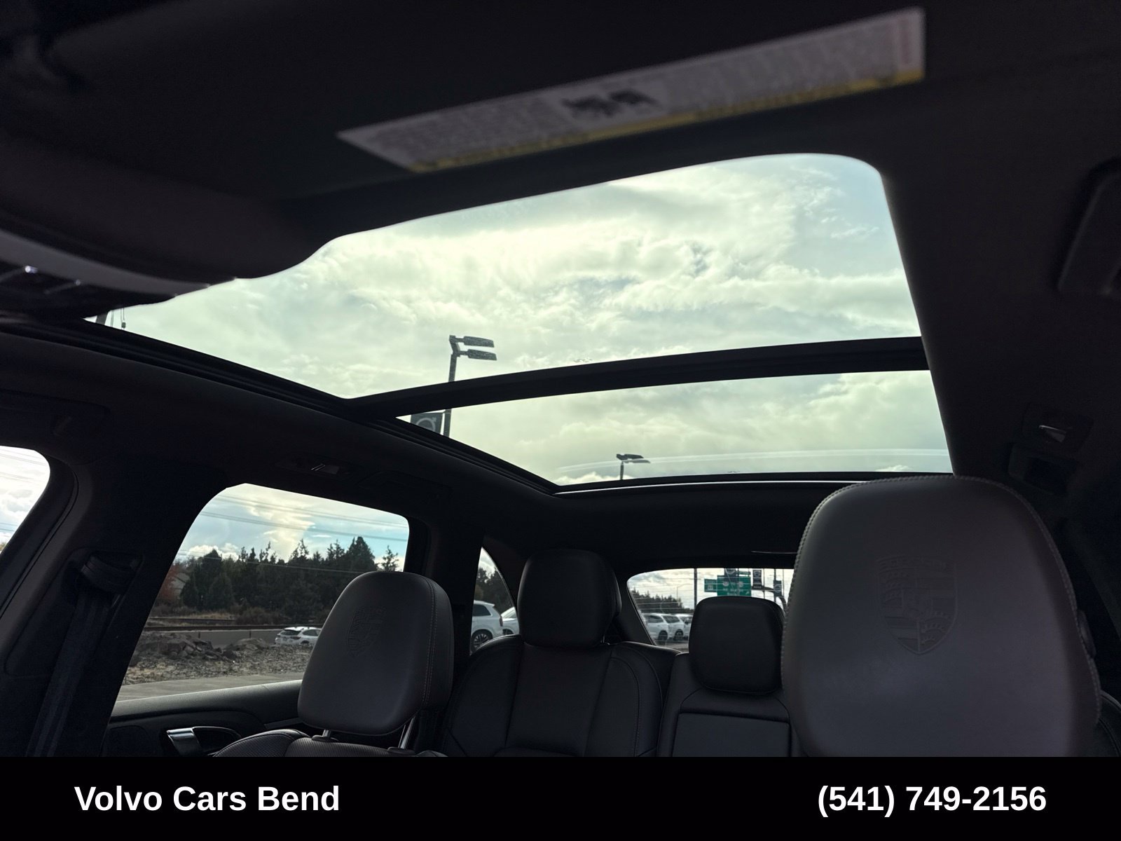 Used 2016 Porsche Cayenne AWD/4WD image 16