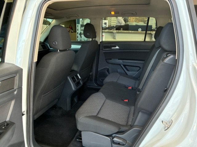 Used 2018 Volkswagen Atlas Launch Edition FWD image 23
