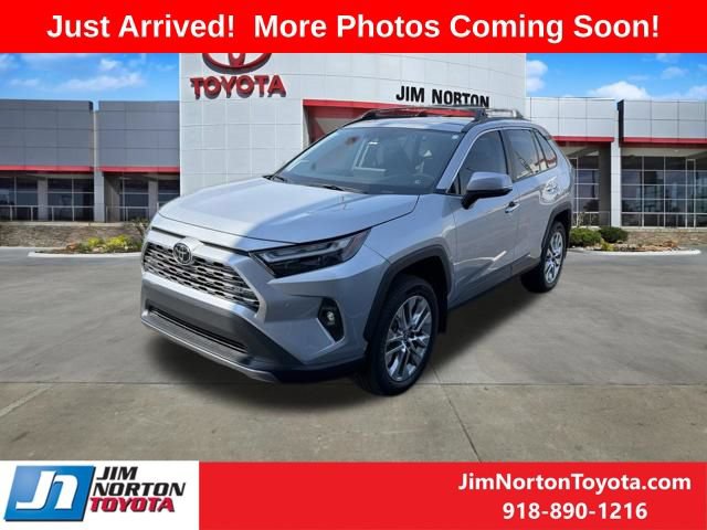 Used 2024 Toyota RAV4 Limited w/ Weather Package AWD/4WD image 4