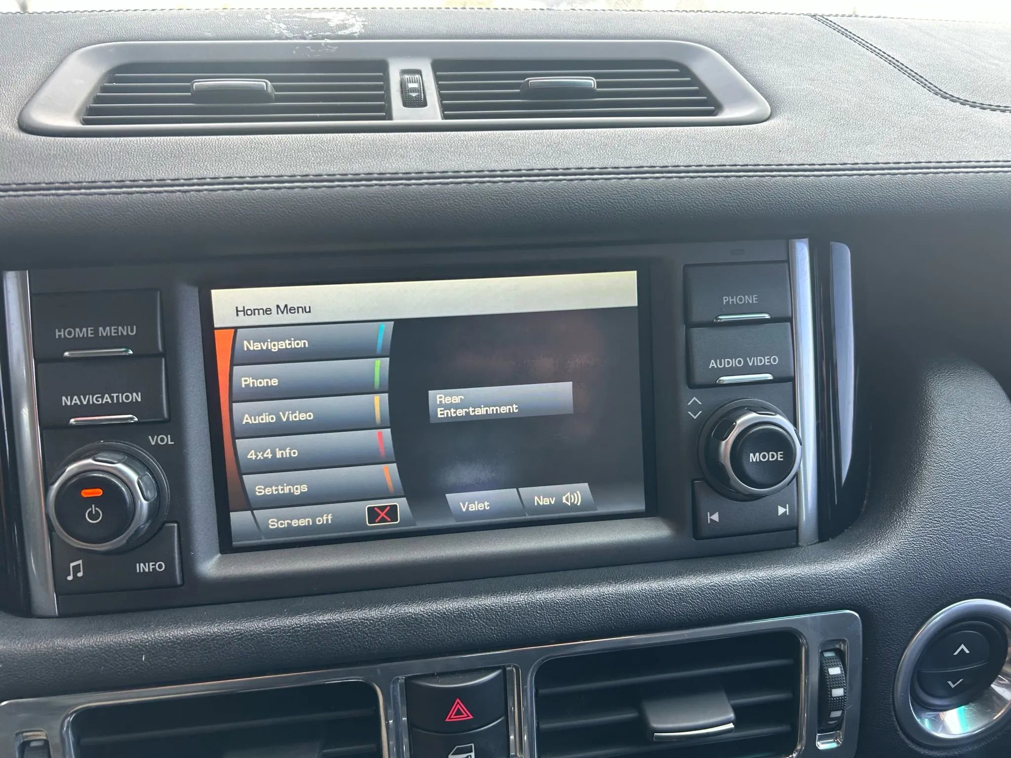 Used 2010 Land Rover Range Rover Supercharged image 8