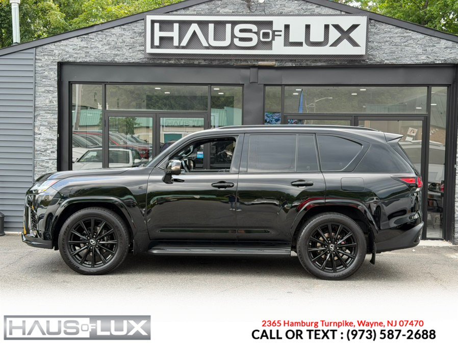 Used 2023 Lexus LX 600 F Sport w/ Accessory Package (Z1) AWD/4WD image 9