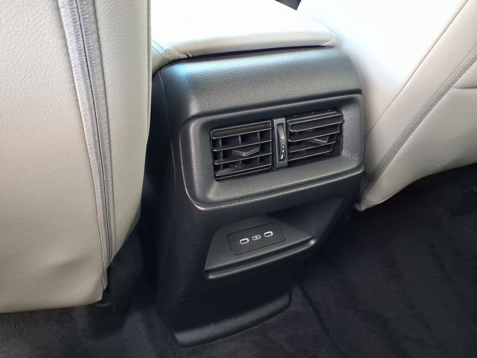 Used 2024 Honda CR-V EX-L image 11