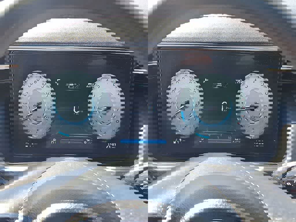 Used 2023 Hyundai Tucson Limited image 13