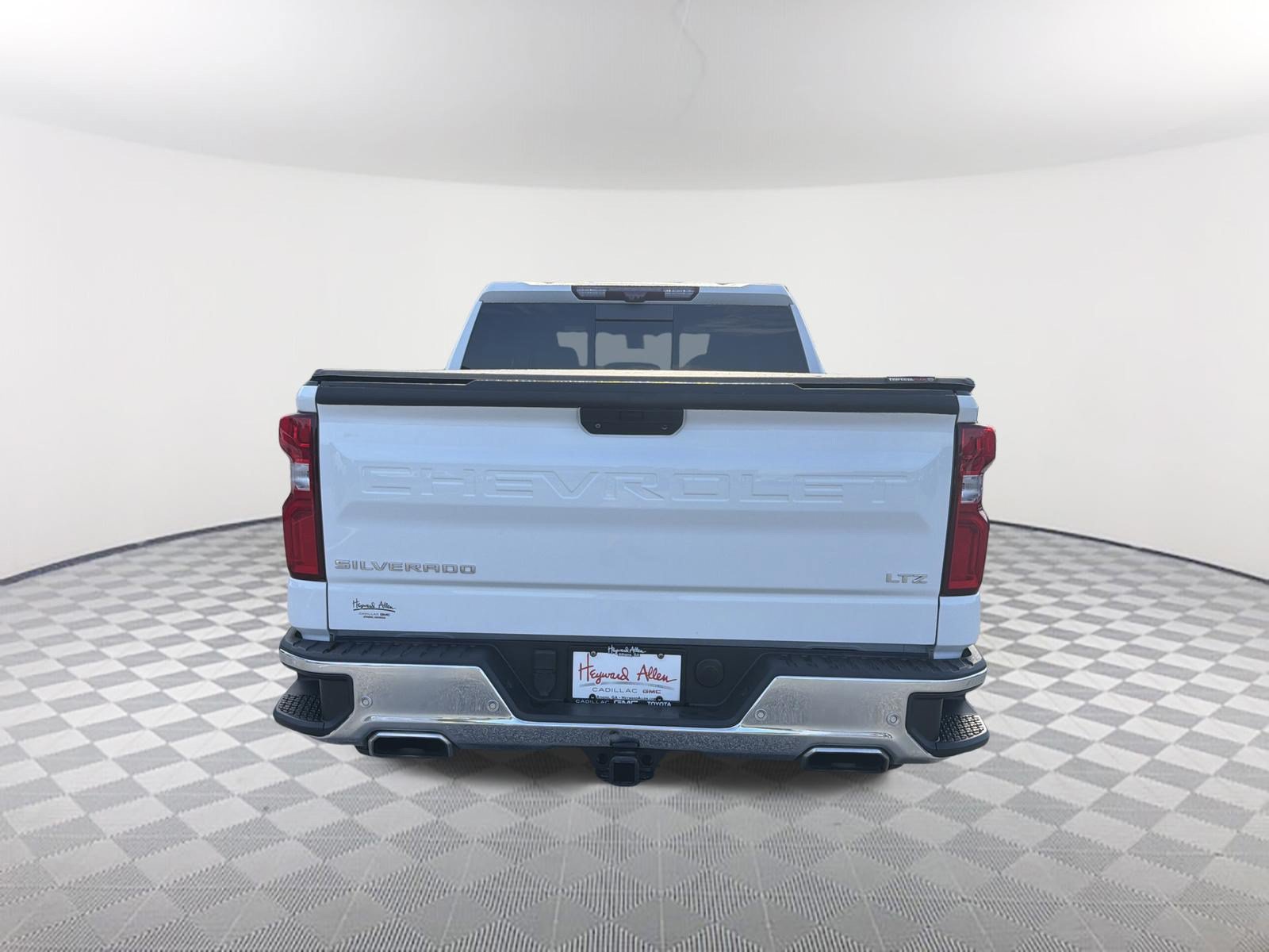 Certified 2020 Chevrolet Silverado 1500 LTZ AWD/4WD image 5