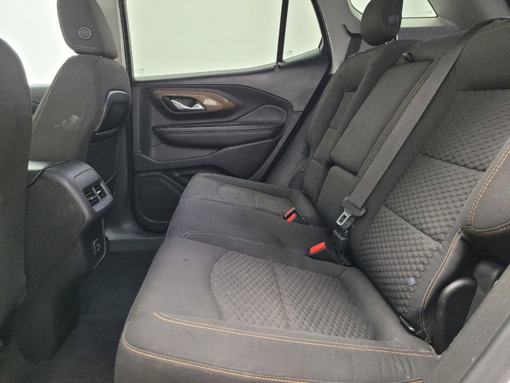 Used 2020 GMC Terrain SLE w/ LPO, Floor Liner Package FWD image 18