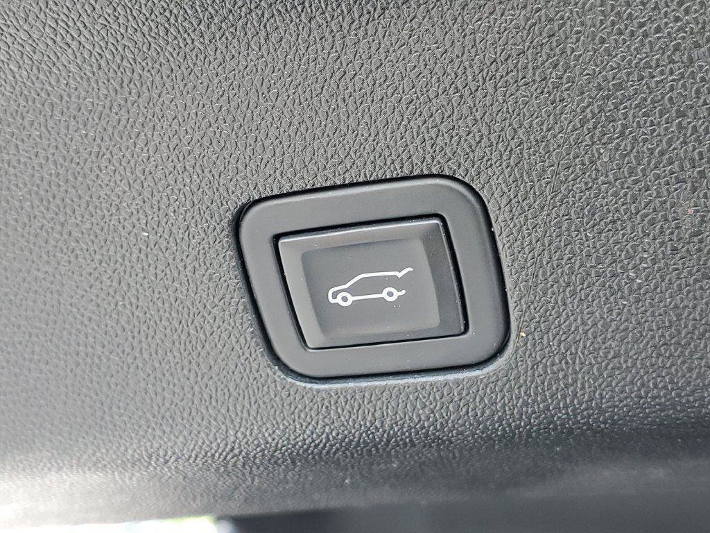Certified 2023 Chevrolet Tahoe High Country w/ Advanced Technology Package AWD/4WD image 33