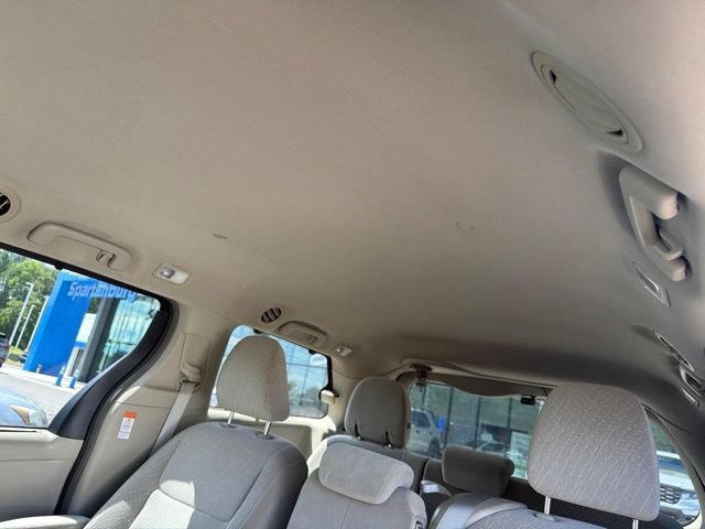 Used 2017 Toyota Sienna LE FWD image 11