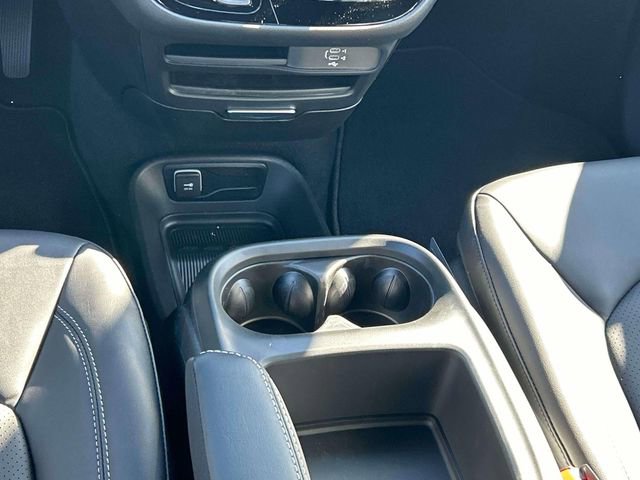 New 2026 Chrysler Voyager LX FWD image 17