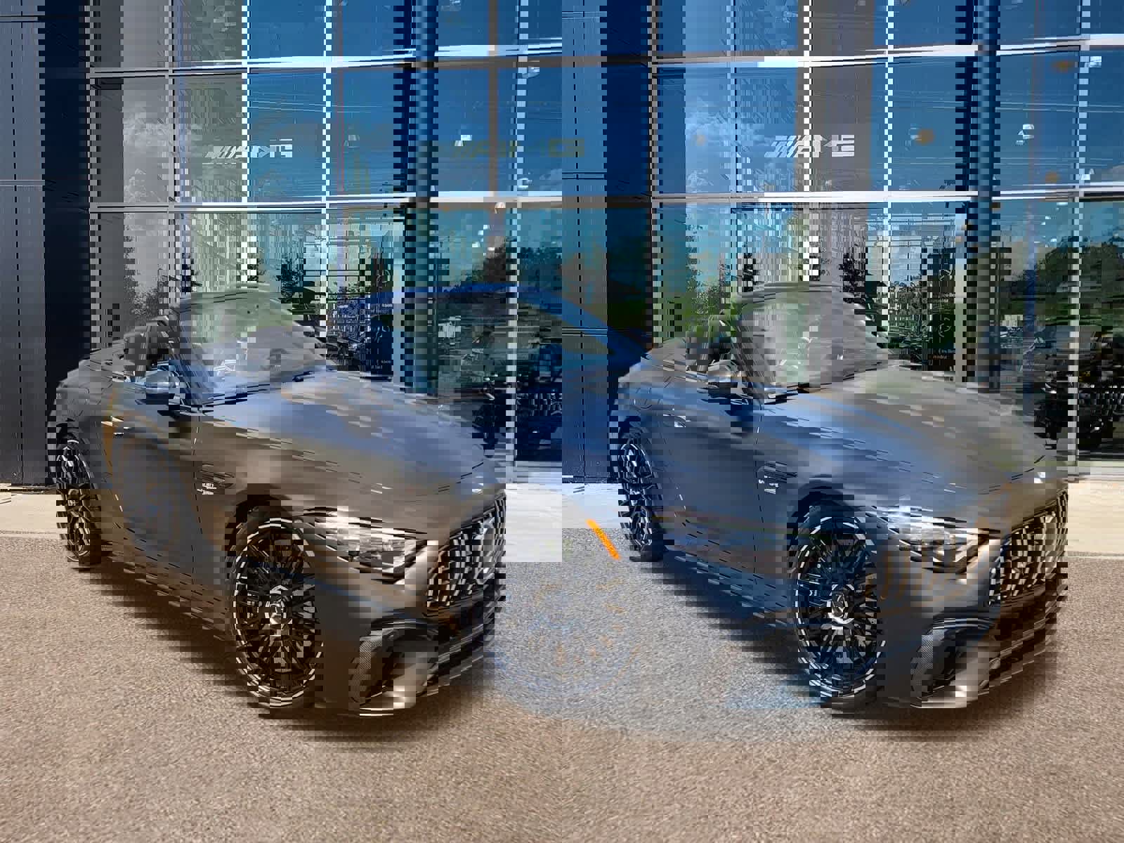 New 2025 Mercedes-Benz SL 63 AMG S e Performance 4MATIC image 3