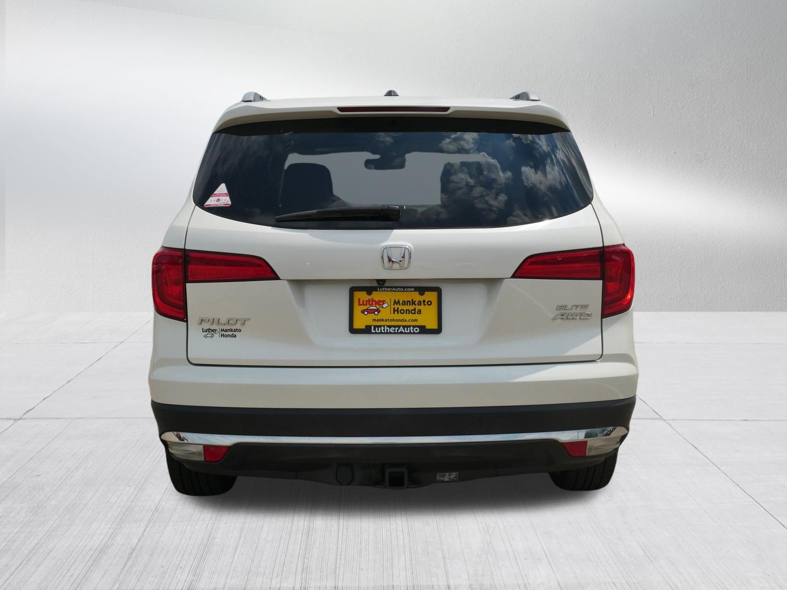 Used 2016 Honda Pilot Elite image 6
