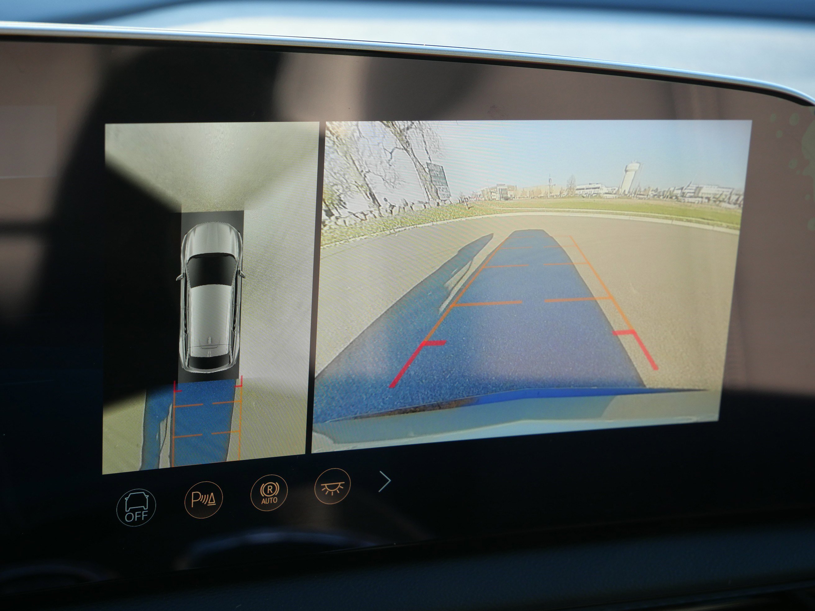 New 2026 Cadillac Optiq Sport 1 AWD/4WD image 26