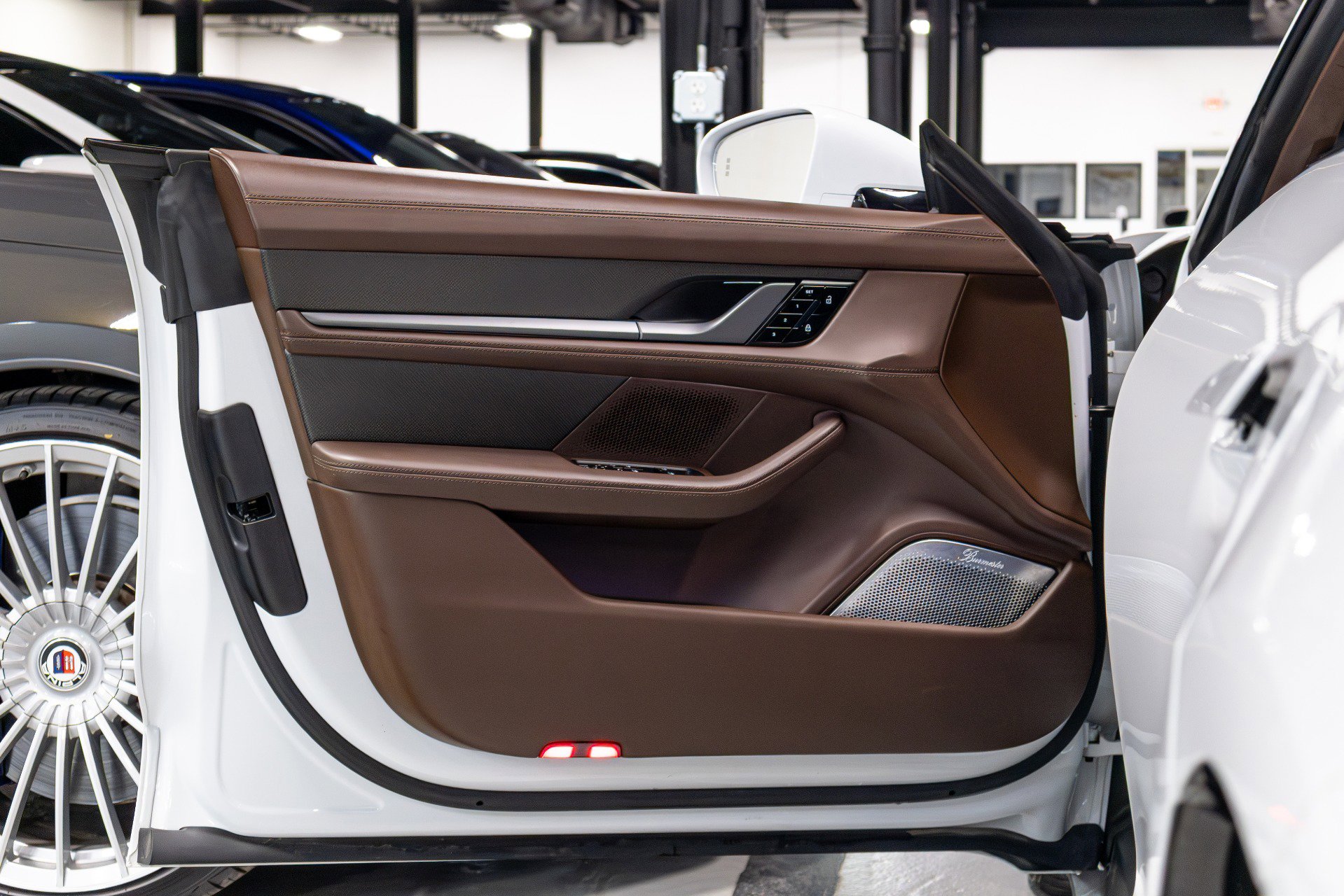 Used 2020 Porsche Taycan Turbo S image 6