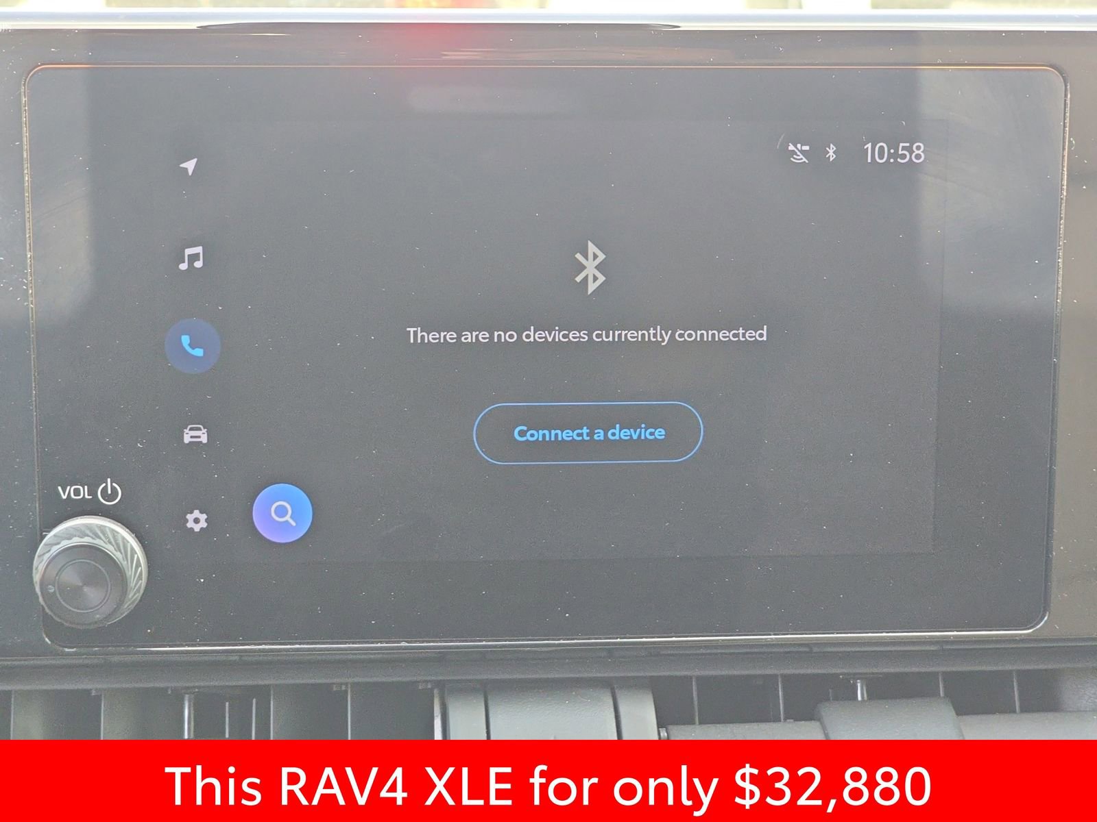 Used 2025 Toyota RAV4 XLE w/ Convenience Package FWD image 28