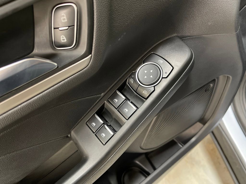 Used 2022 Ford Escape SEL w/ Class II Trailer Tow Package image 17