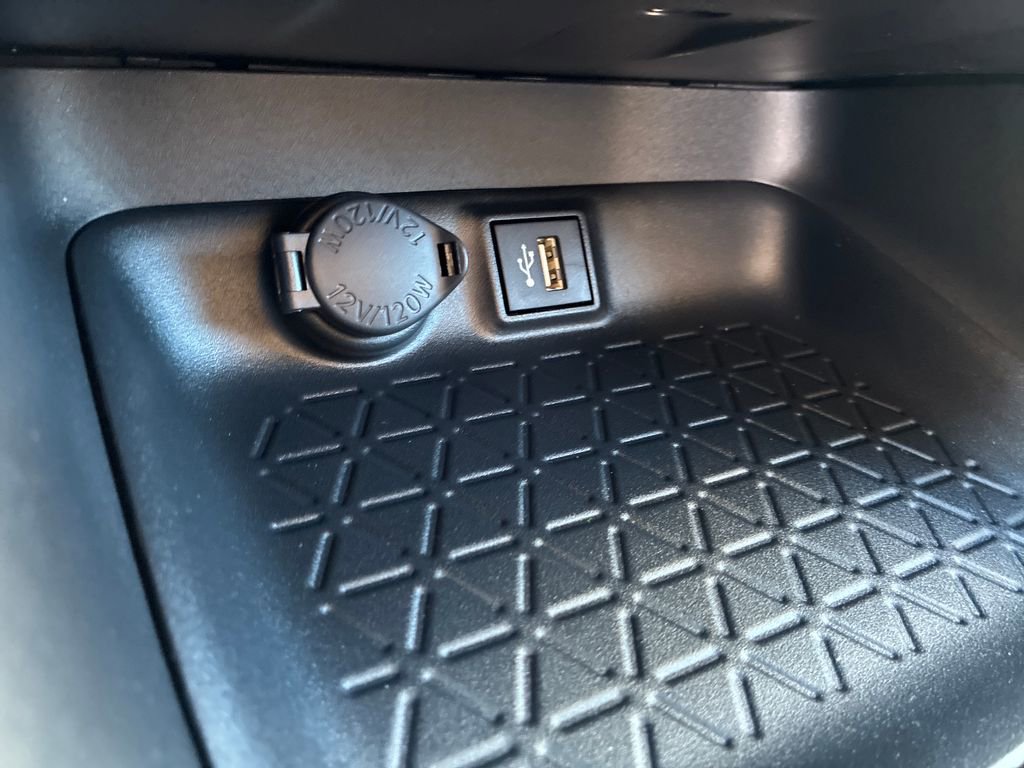 New 2025 Toyota RAV4 XLE image 38