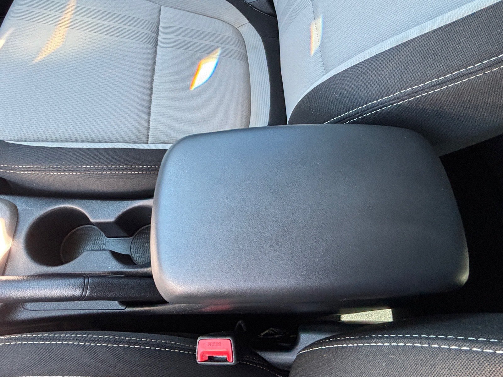 Used 2023 Hyundai Venue SEL w/ Cargo Package FWD image 17