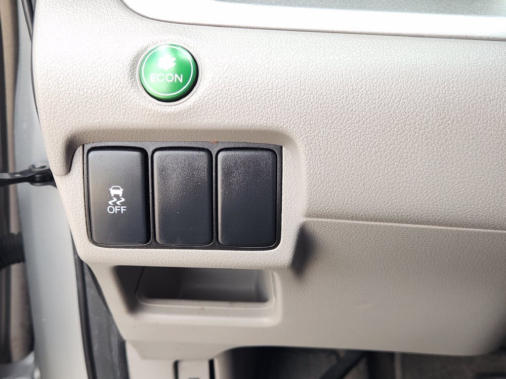 Used 2013 Honda CR-V LX image 20