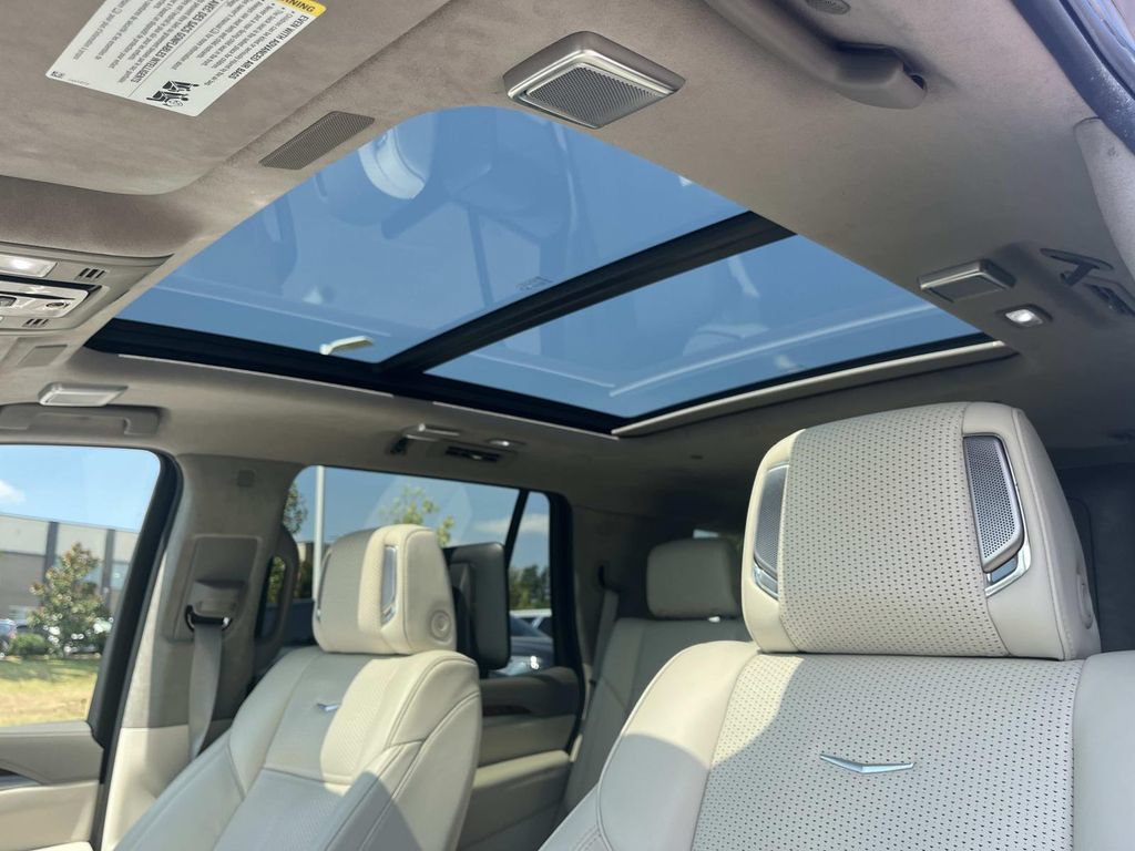 Used 2025 Cadillac Escalade Sport Platinum AWD/4WD image 35