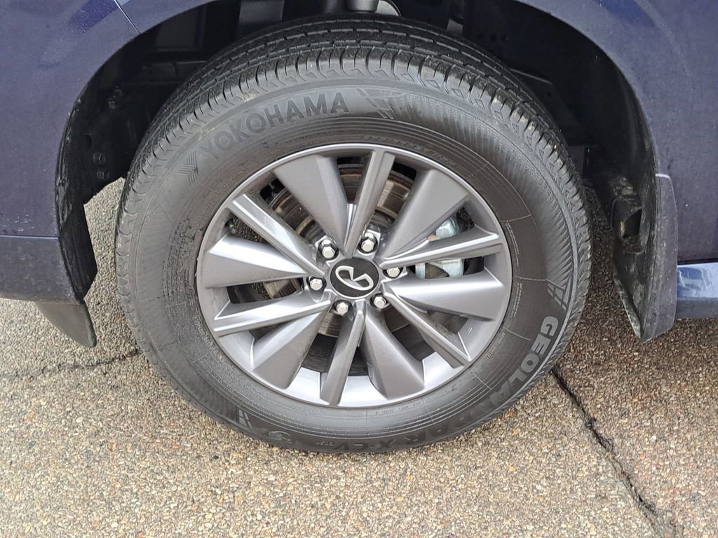 Certified 2025 INFINITI QX80 Pure w/ Cargo Package image 9