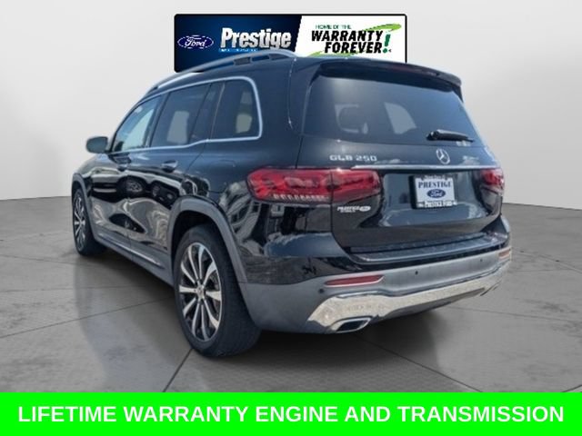 Used 2021 Mercedes-Benz GLB 250 4MATIC image 7