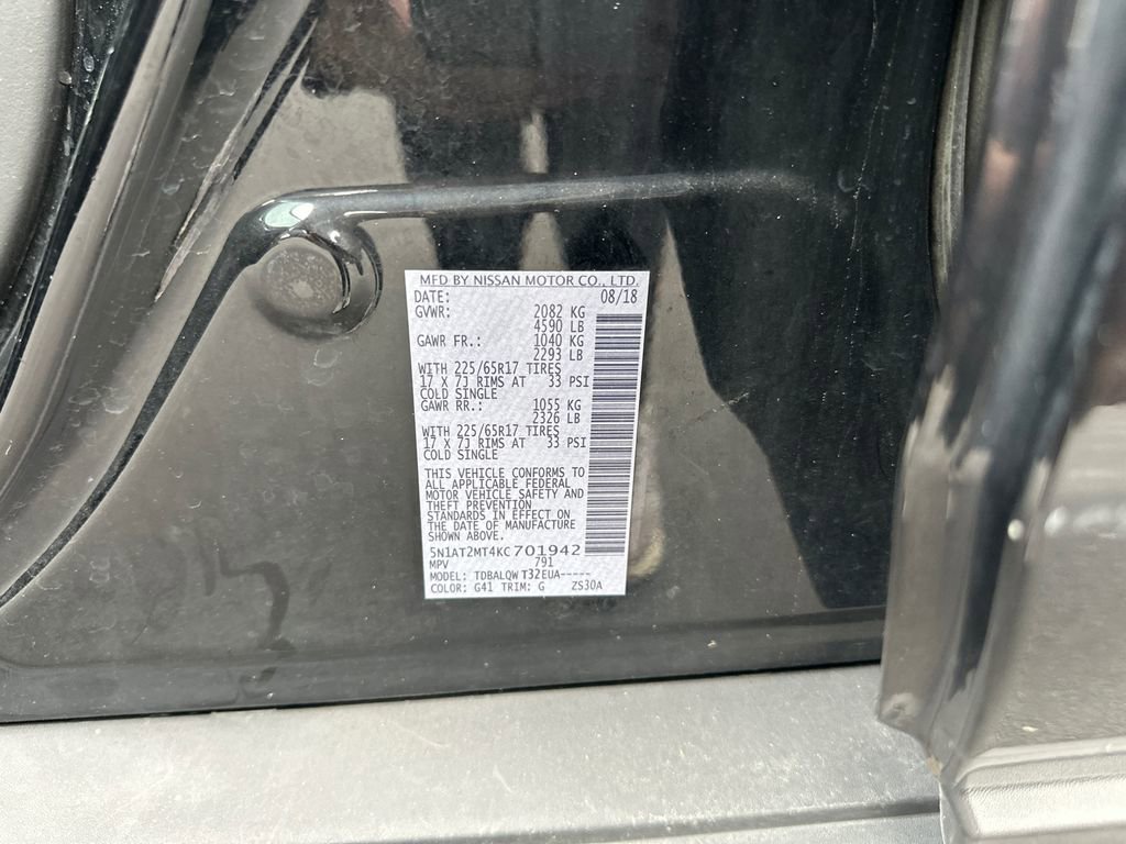 Used 2019 Nissan Rogue SV image 32