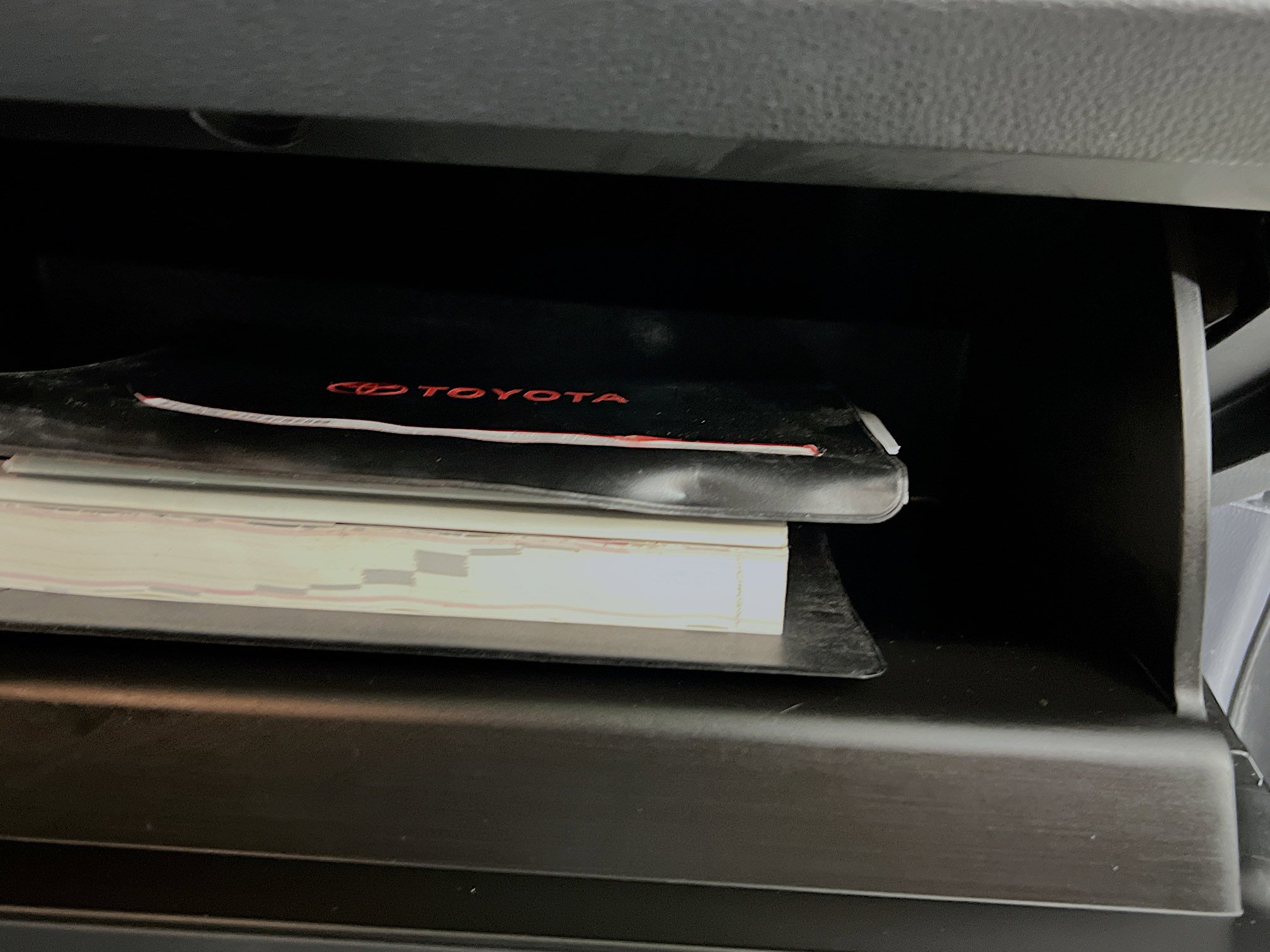 Used 2020 Toyota RAV4 XLE w/ Convenience Package image 35