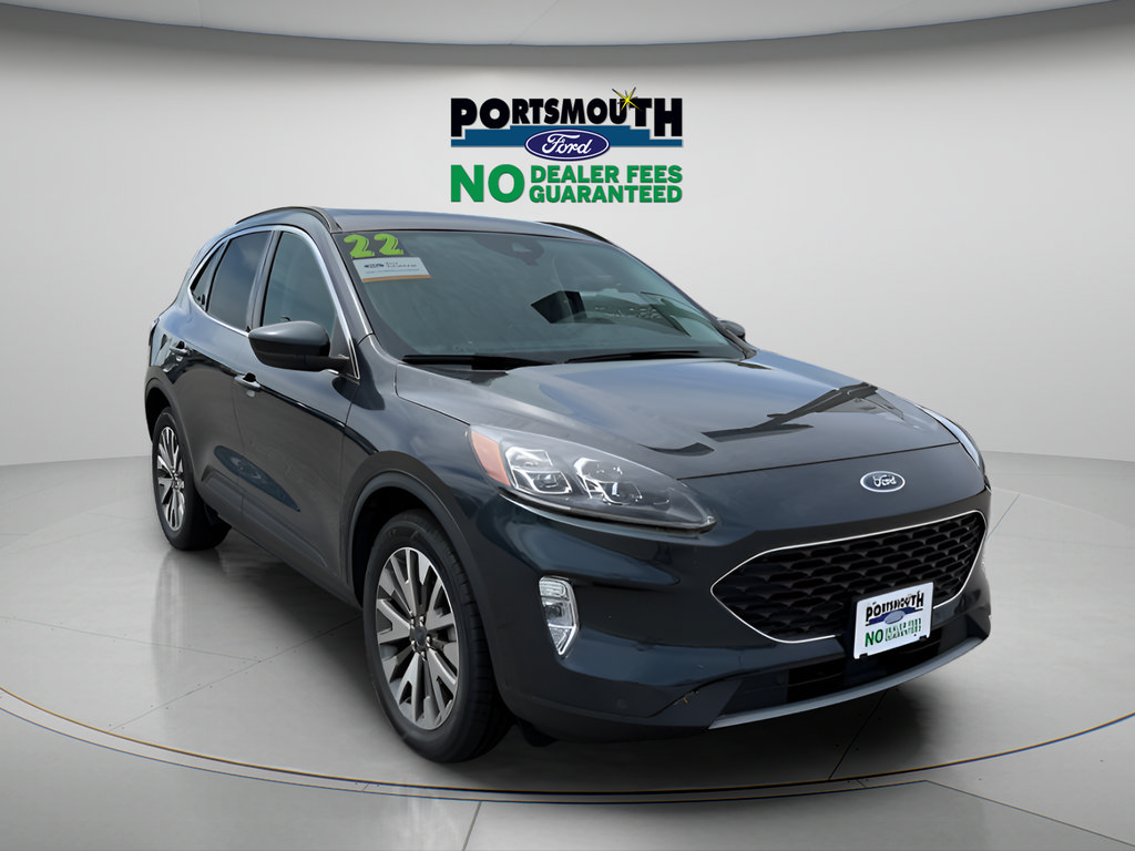 Certified 2022 Ford Escape Titanium w/ Class II Trailer Tow Package AWD/4WD image 25