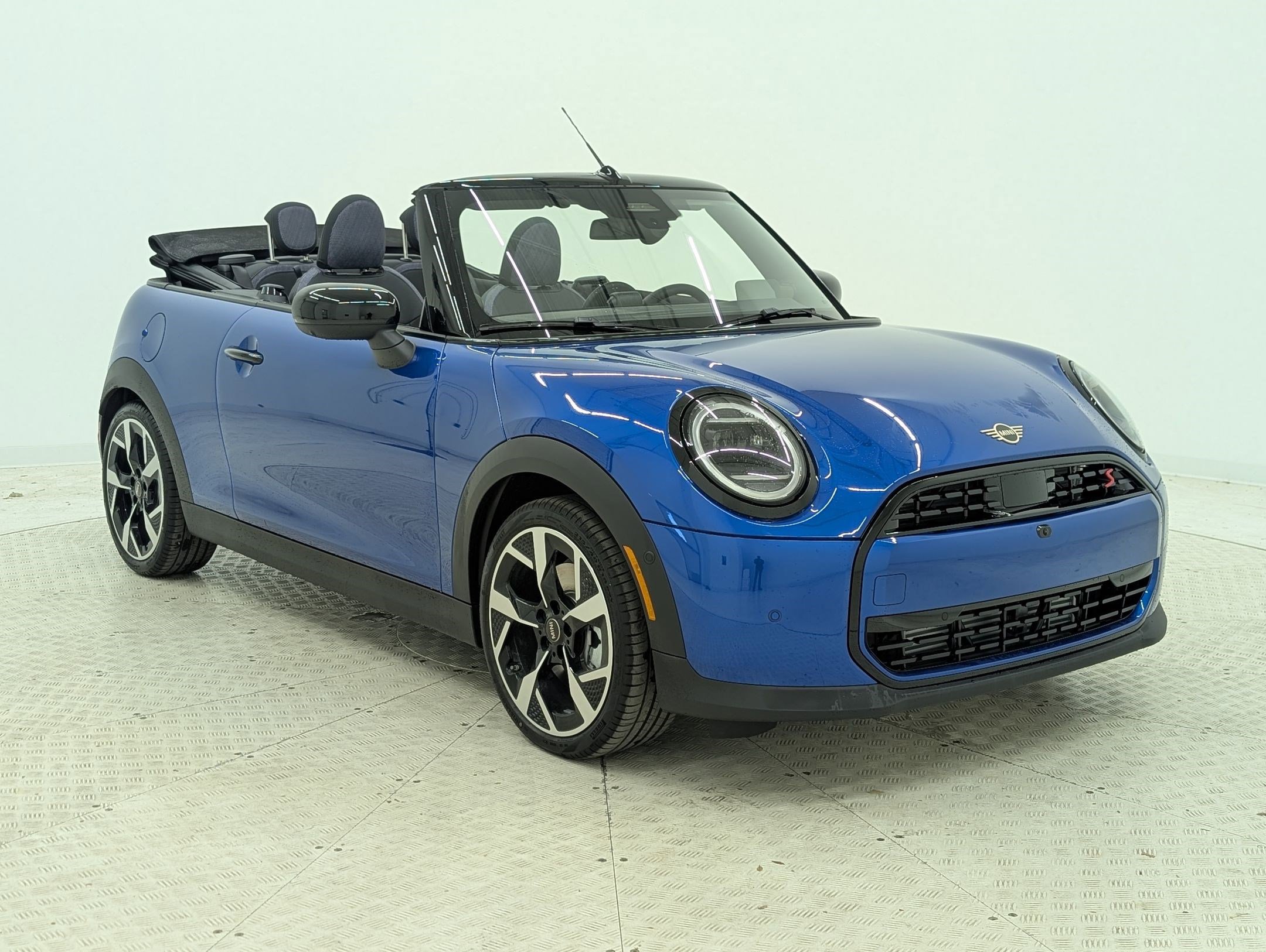 New 2026 MINI Cooper S image 7