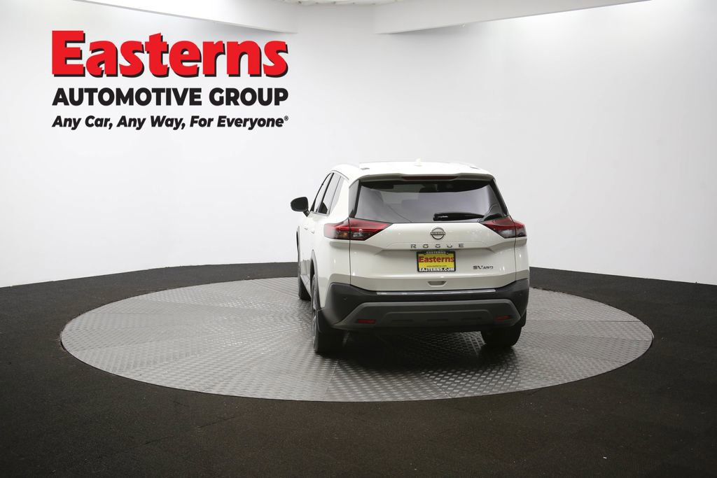 Used 2022 Nissan Rogue SV w/ SV Premium Package image 38