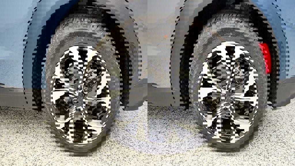 Used 2024 Ford Mustang Mach-E Select image 9