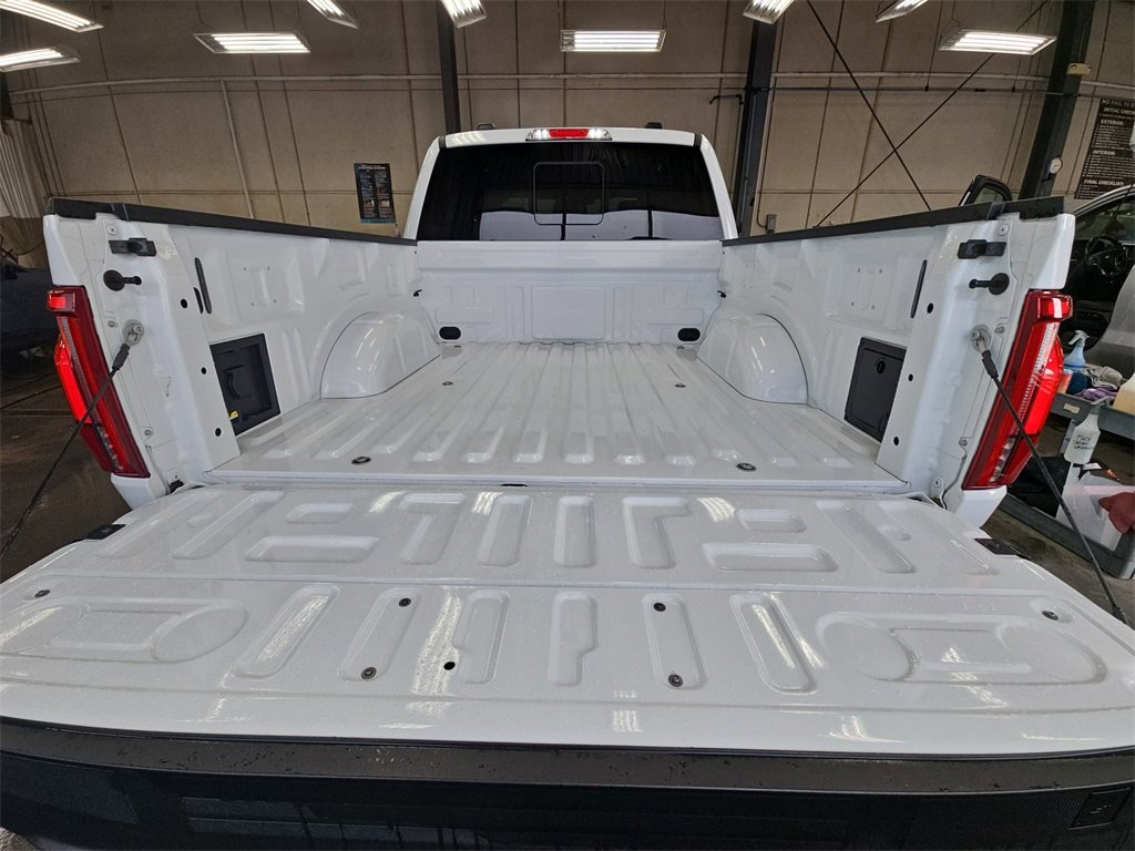 Used 2024 Ford F150 Lariat w/ FX4 Off-Road Package image 12