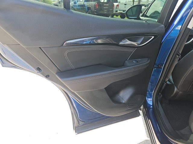 Used 2023 Buick Envision Preferred image 13