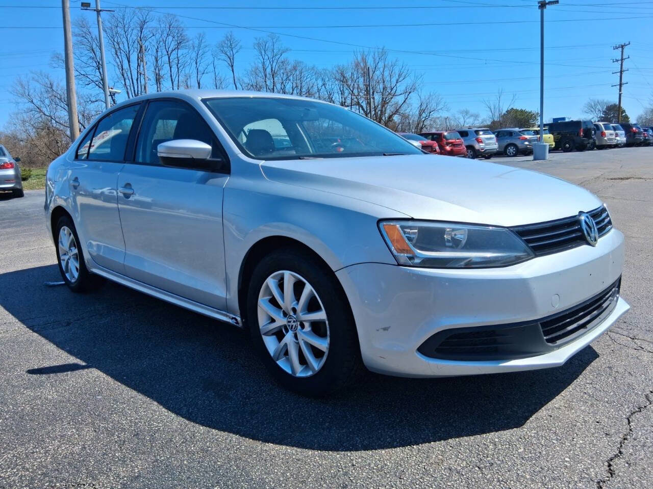 Used 2011 Volkswagen Jetta SE FWD image 3