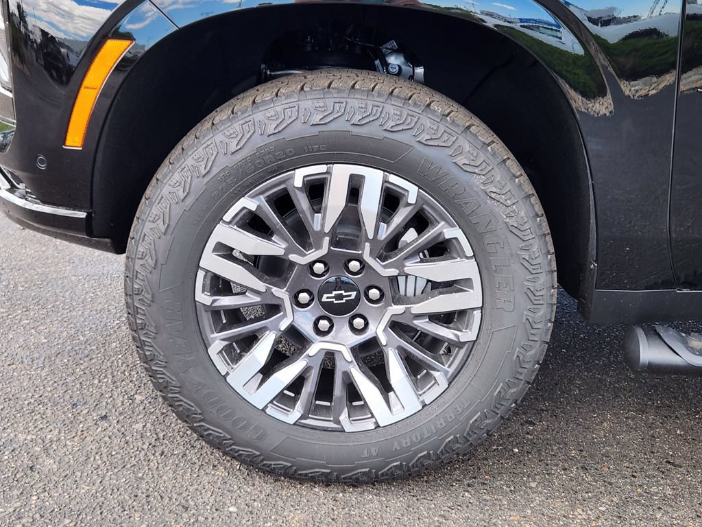 New 2026 Chevrolet Tahoe Z71 w/ Z71 Off-Road Package AWD/4WD image 5