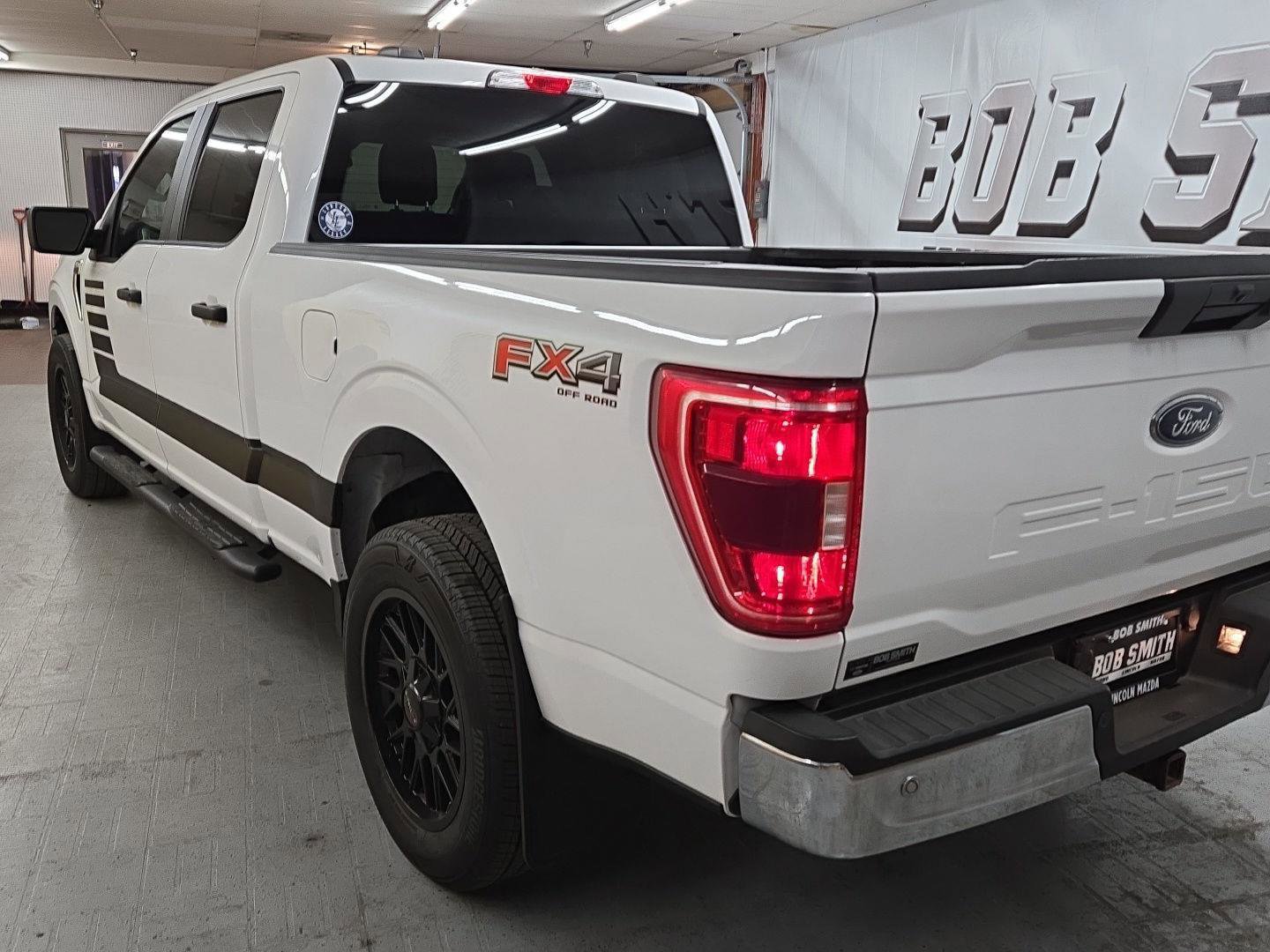Used 2021 Ford F150 XLT w/ Trailer Tow Package image 4