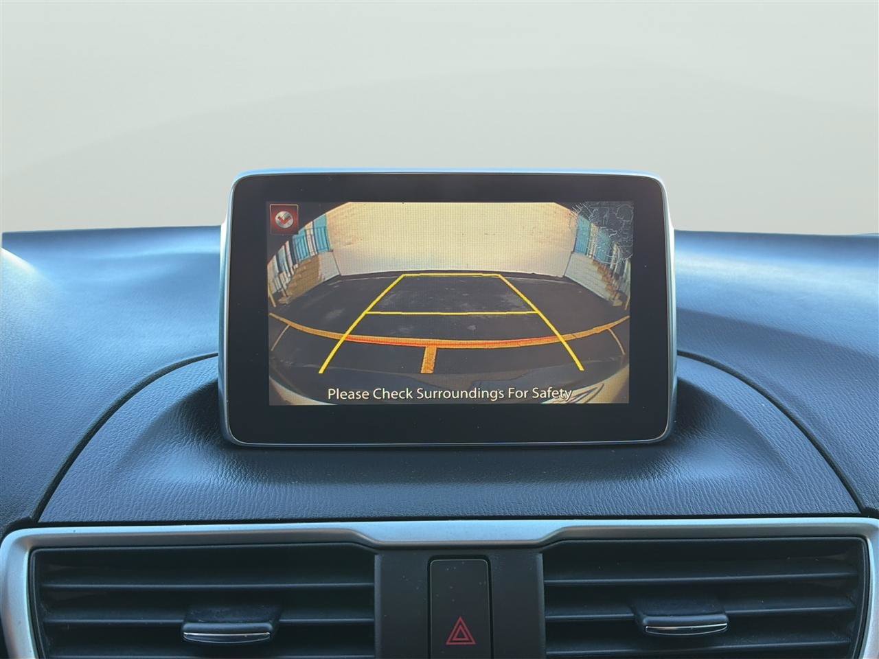 Used 2015 MAZDA MAZDA3 i Touring FWD image 23