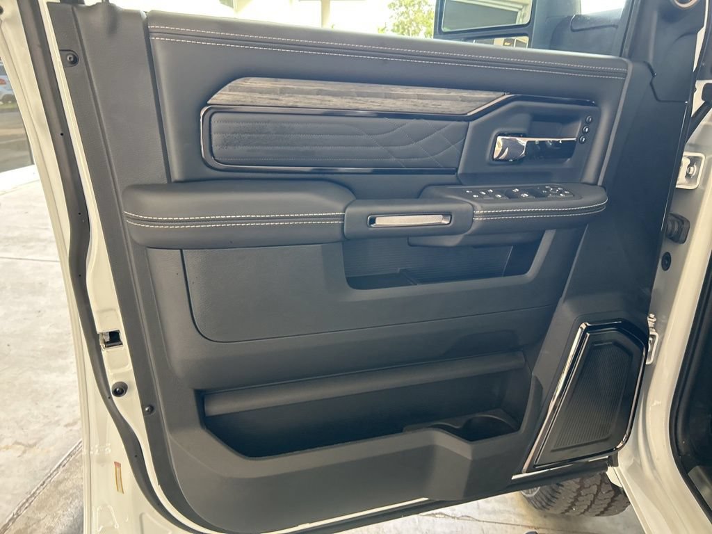 New 2026 RAM 3500 Limited AWD/4WD image 45