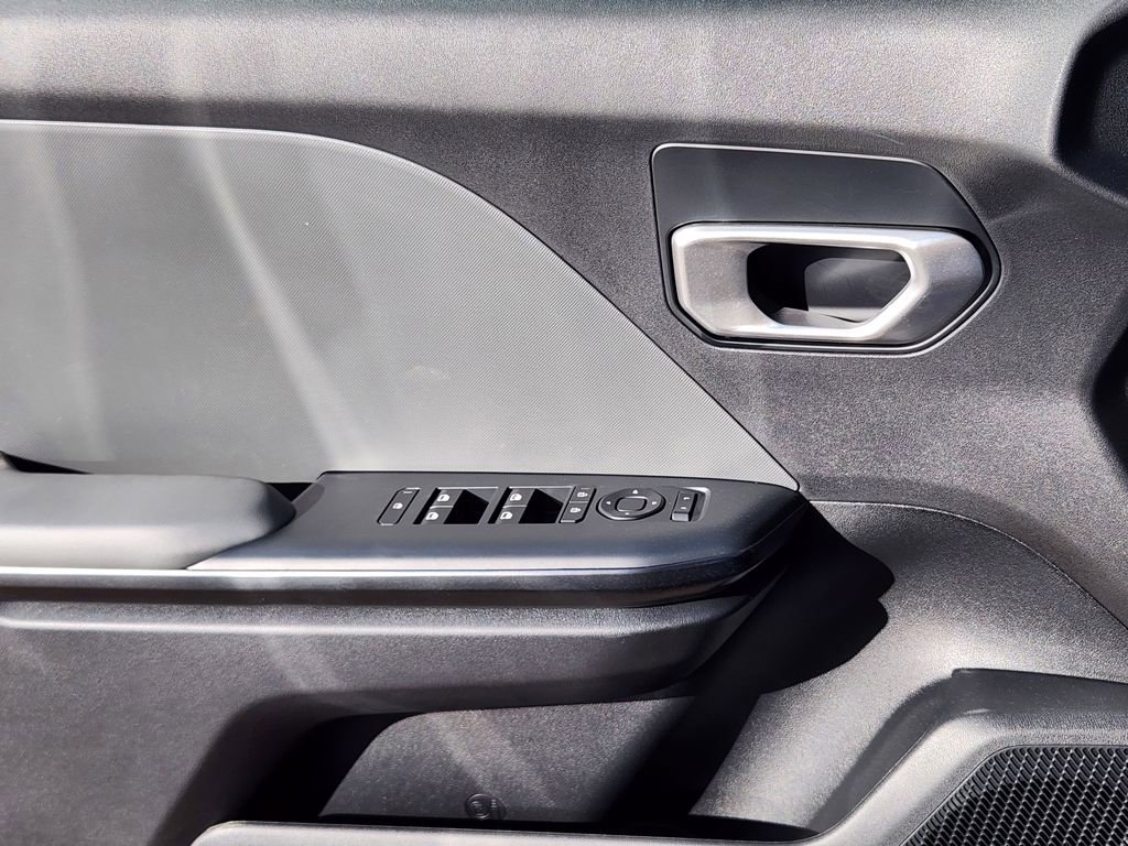 New 2025 Kia K4 LXS image 6