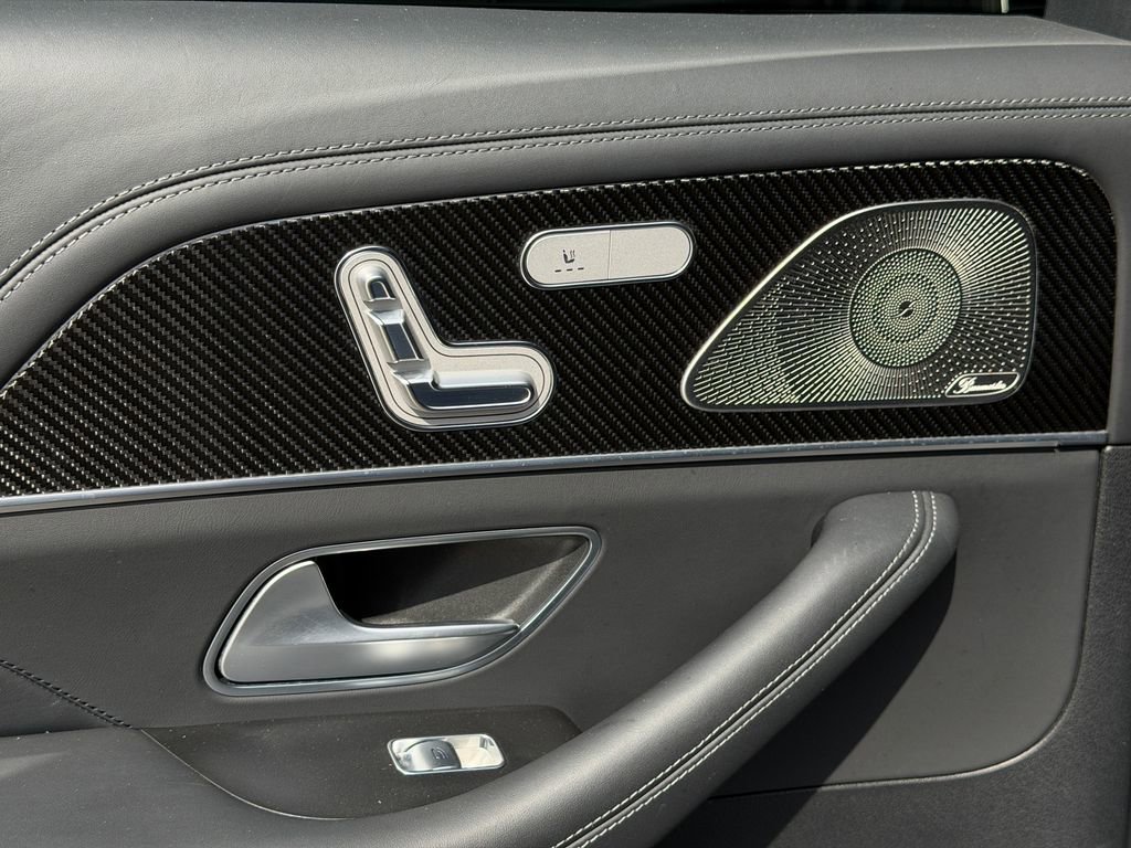 Used 2024 Mercedes-Benz GLS 63 AMG 4MATIC image 40