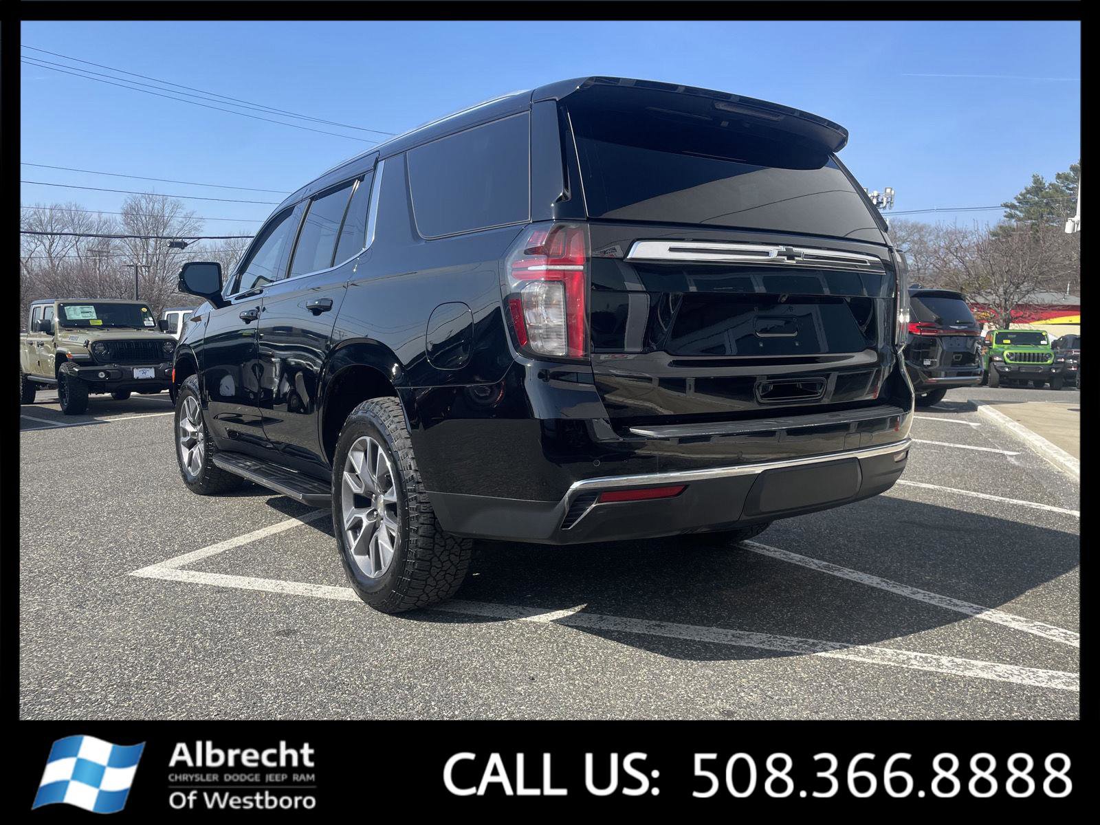 Used 2022 Chevrolet Tahoe LT w/ Luxury Package image 3