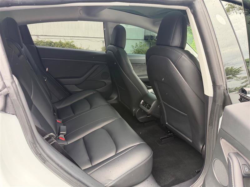 Used 2023 Tesla Model 3 Standard Range RWD image 9