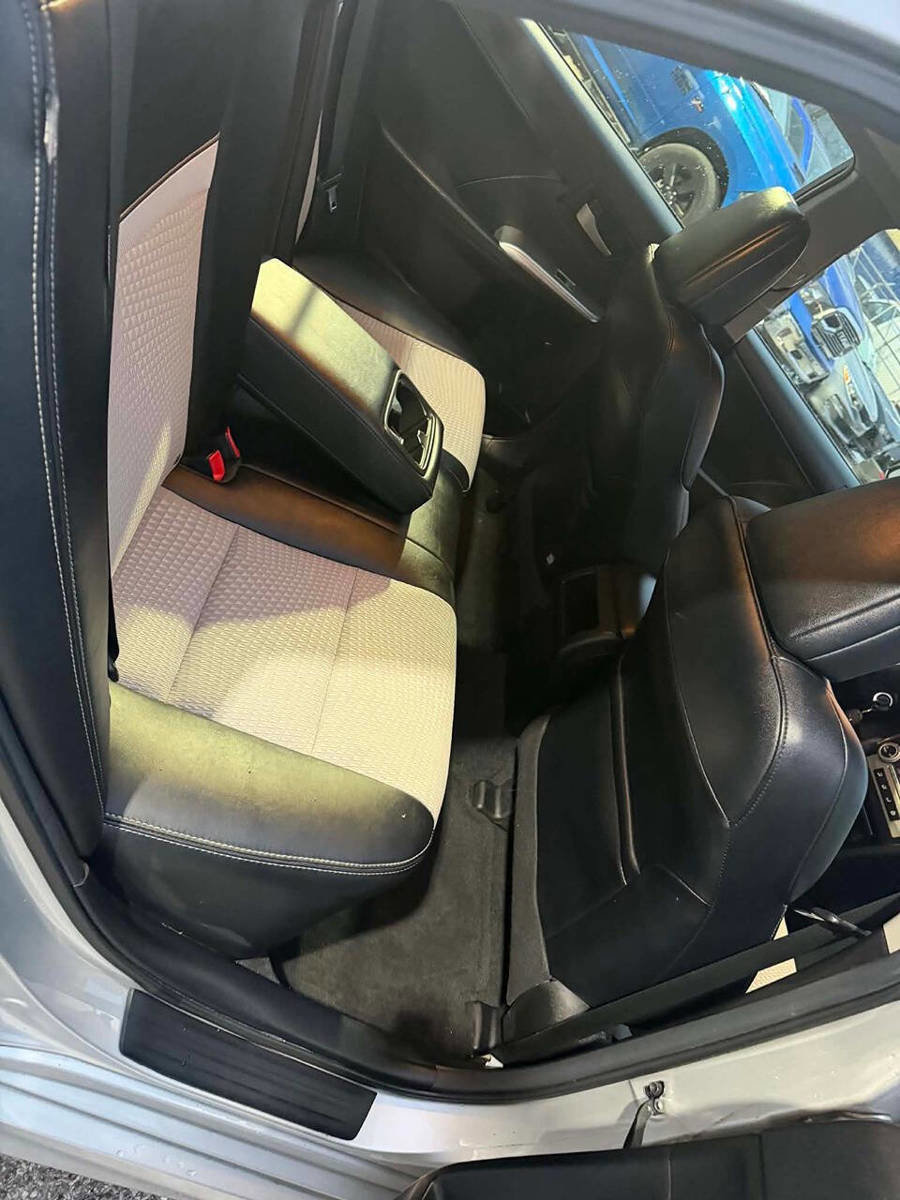 Used 2014 Toyota Camry SE image 14