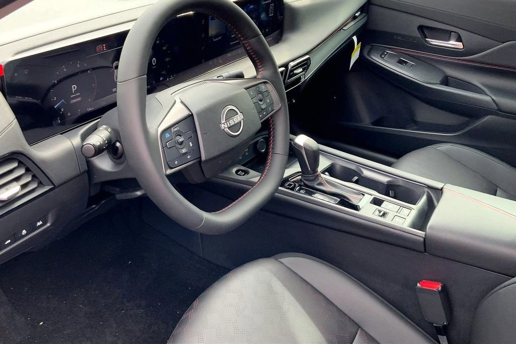 New 2026 Nissan Sentra SR w/ SR Premium Package image 8