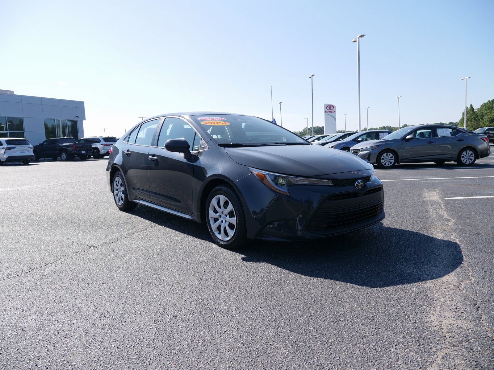 Used 2024 Toyota Corolla LE image 10