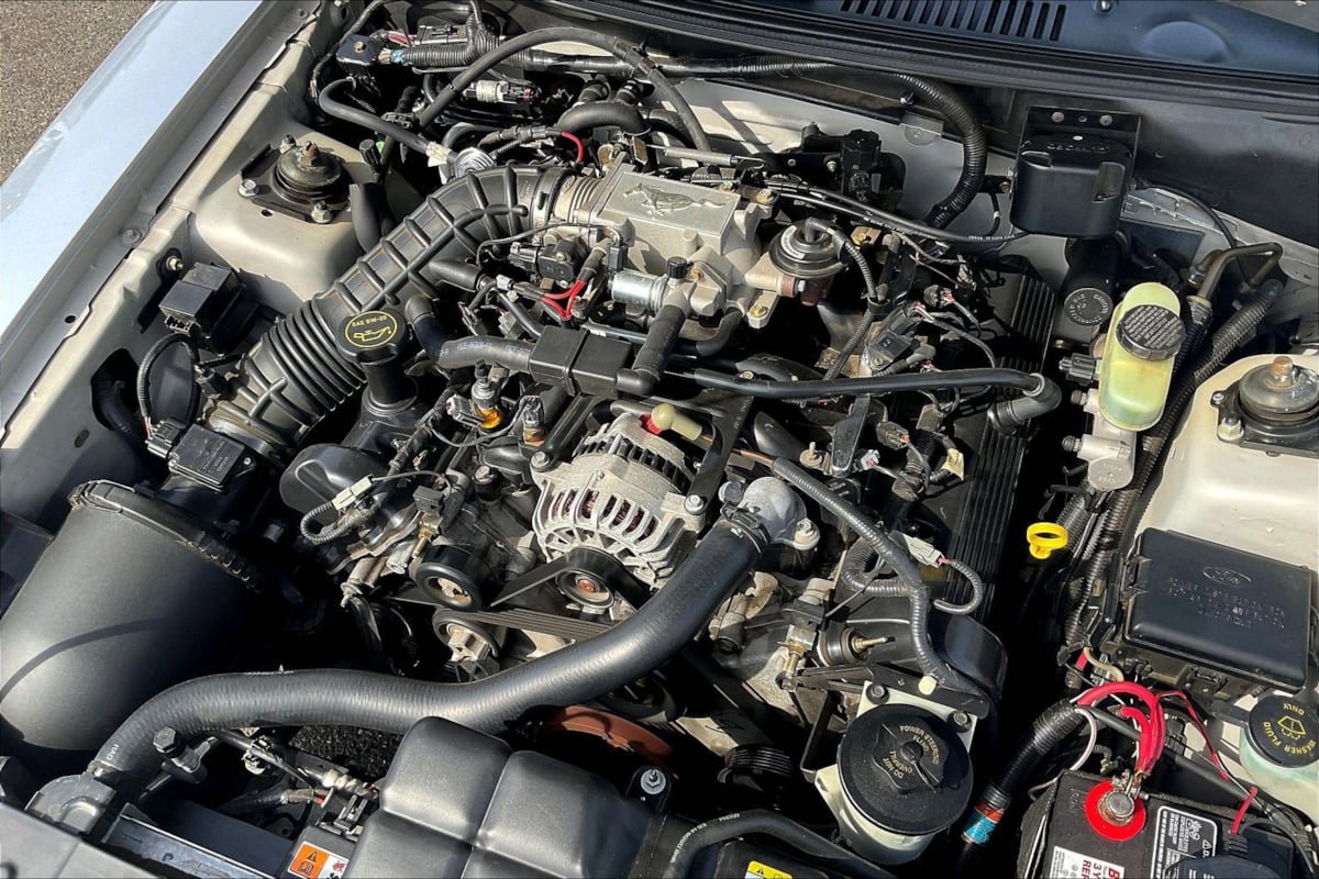 Used 2001 Ford Mustang GT Premium RWD image 30