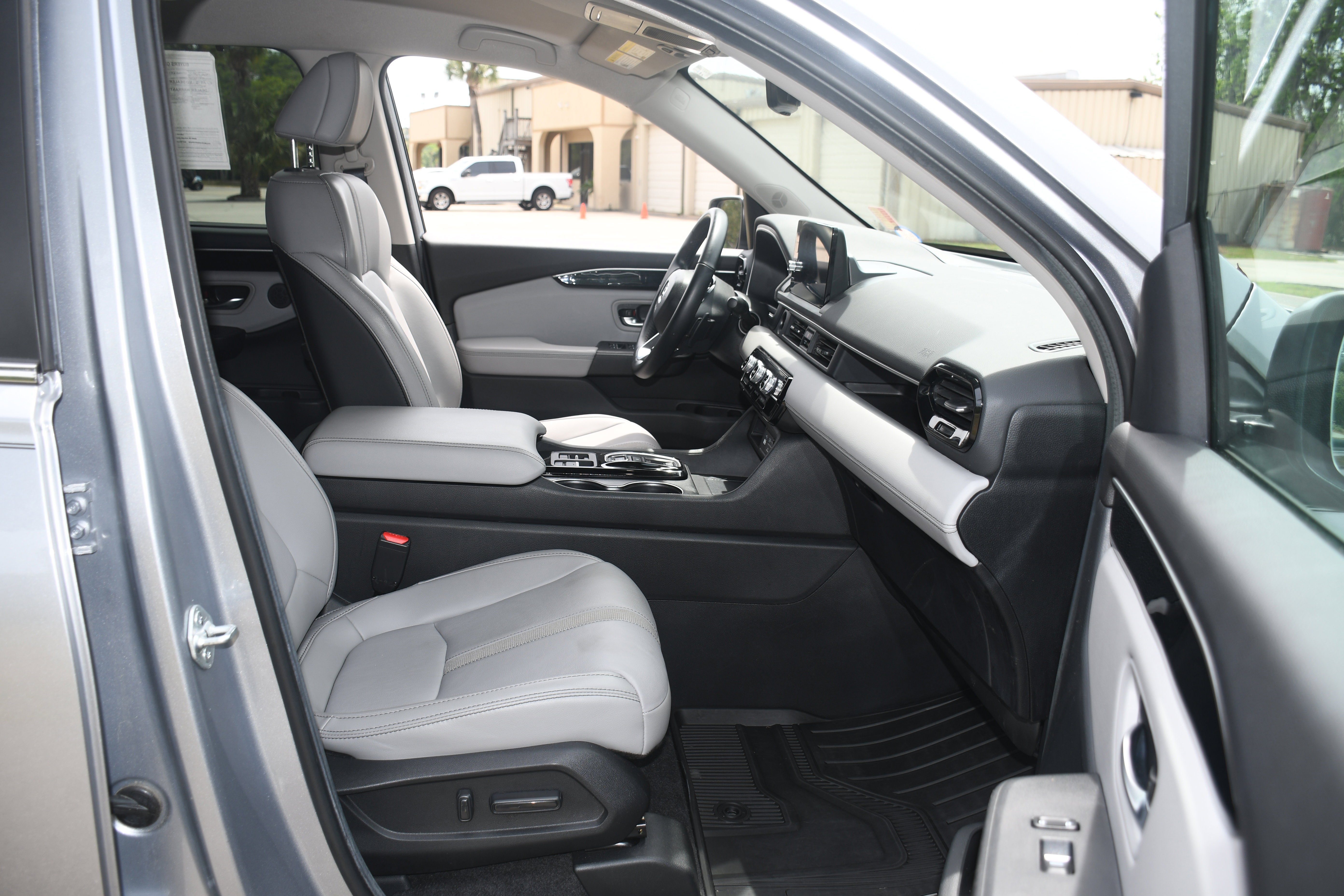 Certified 2025 Honda Pilot EX-L image 21