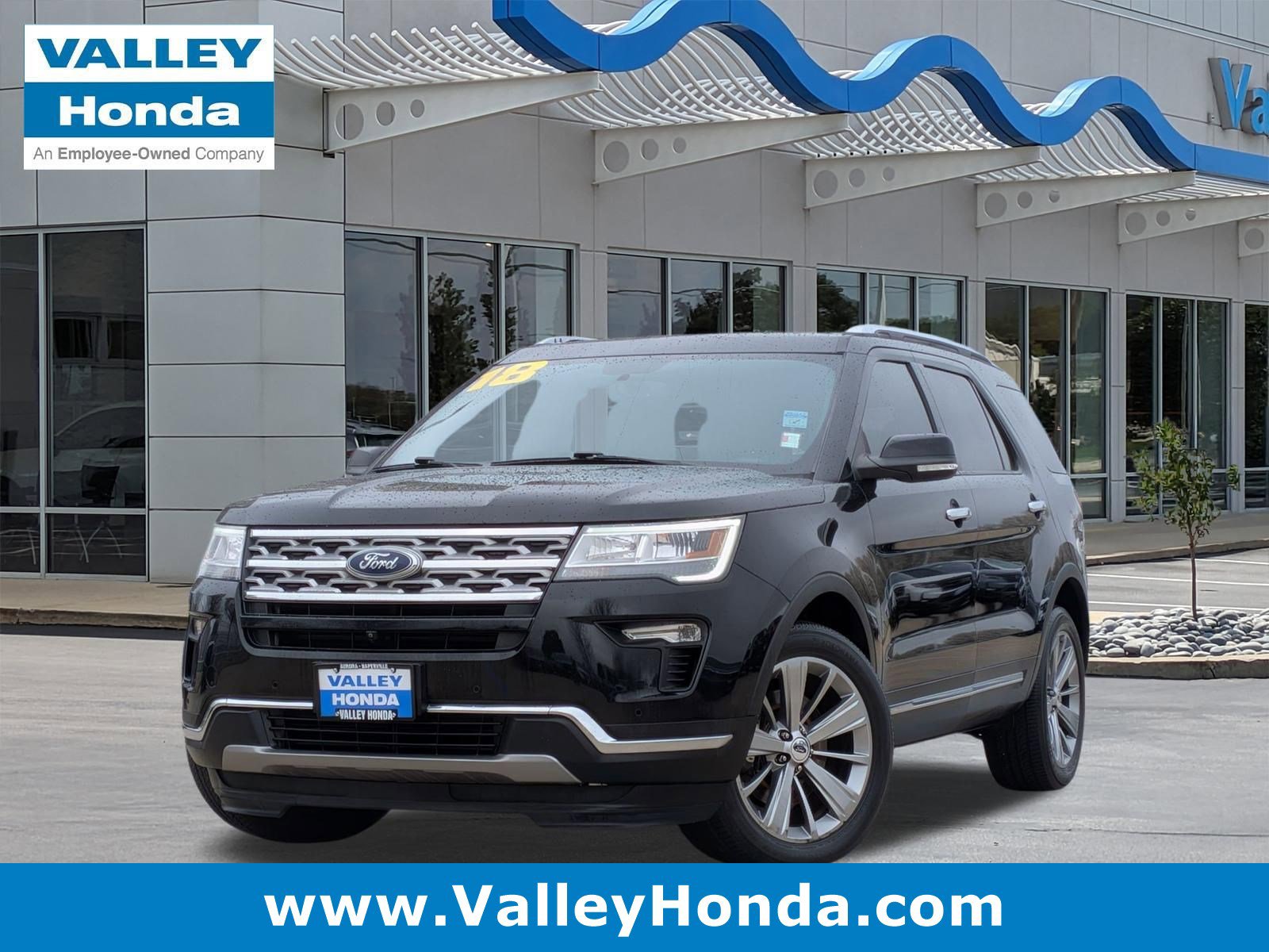 Used 2018 Ford Explorer Limited image 1