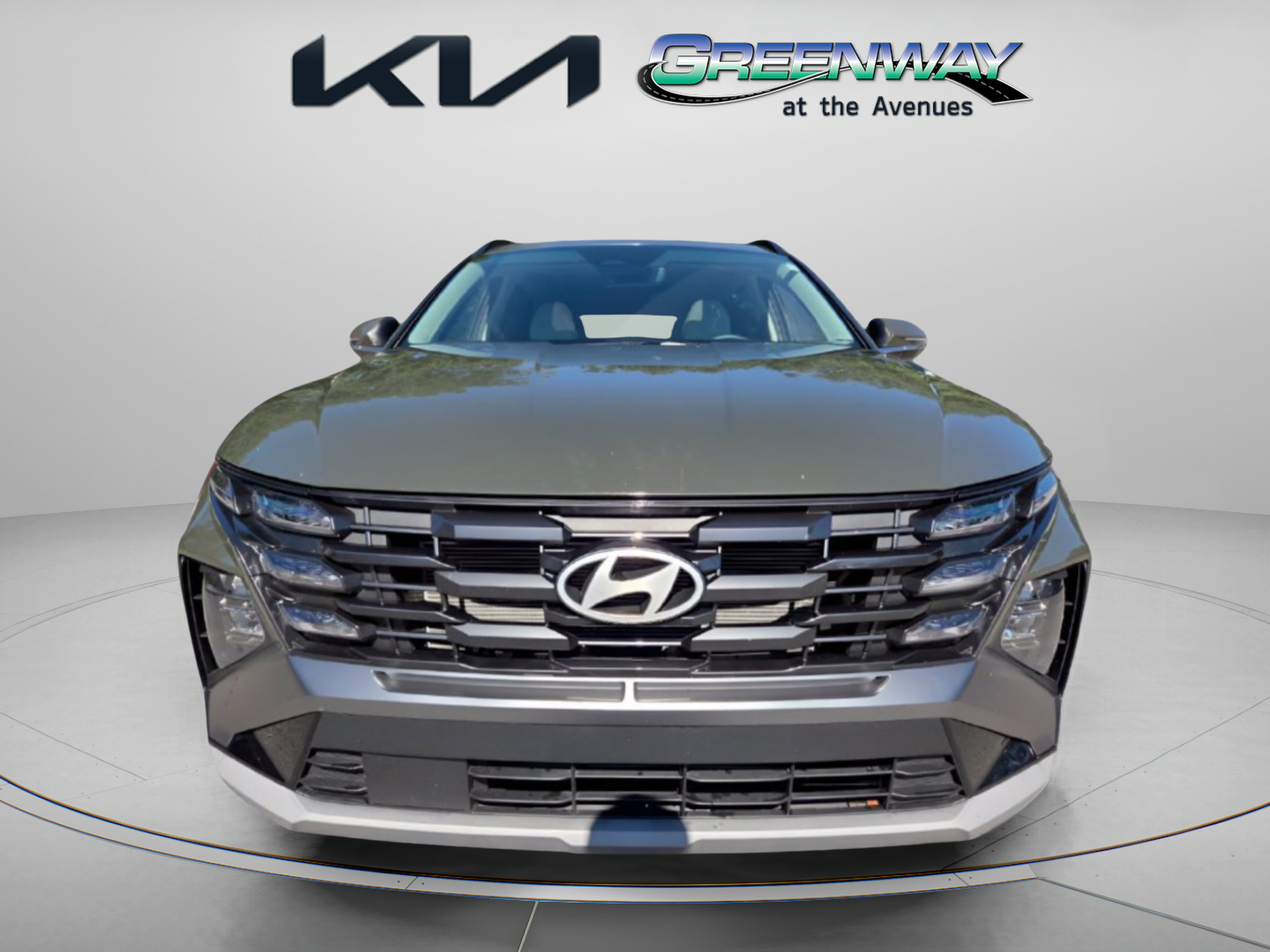 Used 2025 Hyundai Tucson SEL FWD image 2