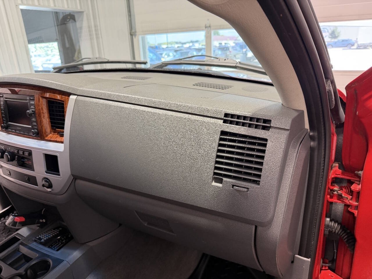 Used 2006 Dodge Ram 3500 Truck Laramie w/ Protection Group AWD/4WD image 27